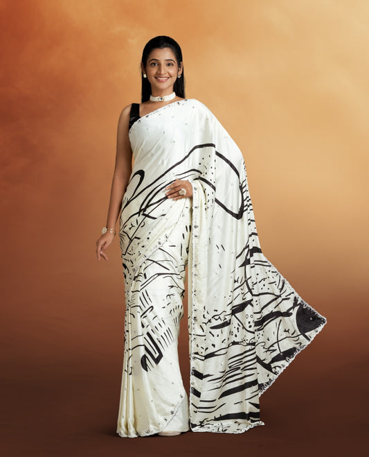 WHITE GEORGETTE SAREE WITH STRIP DESIGN